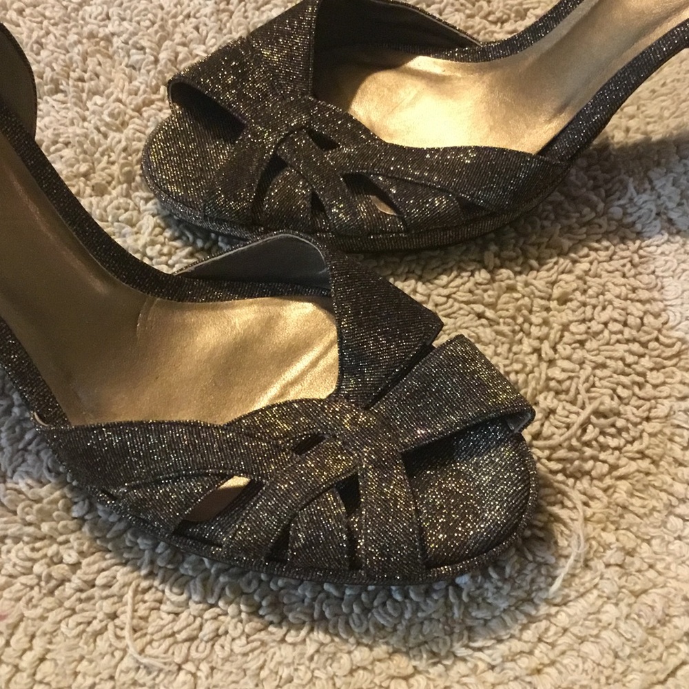 Michelle D Black Glitter Peep-Toe Heels - Picture 6 of 14